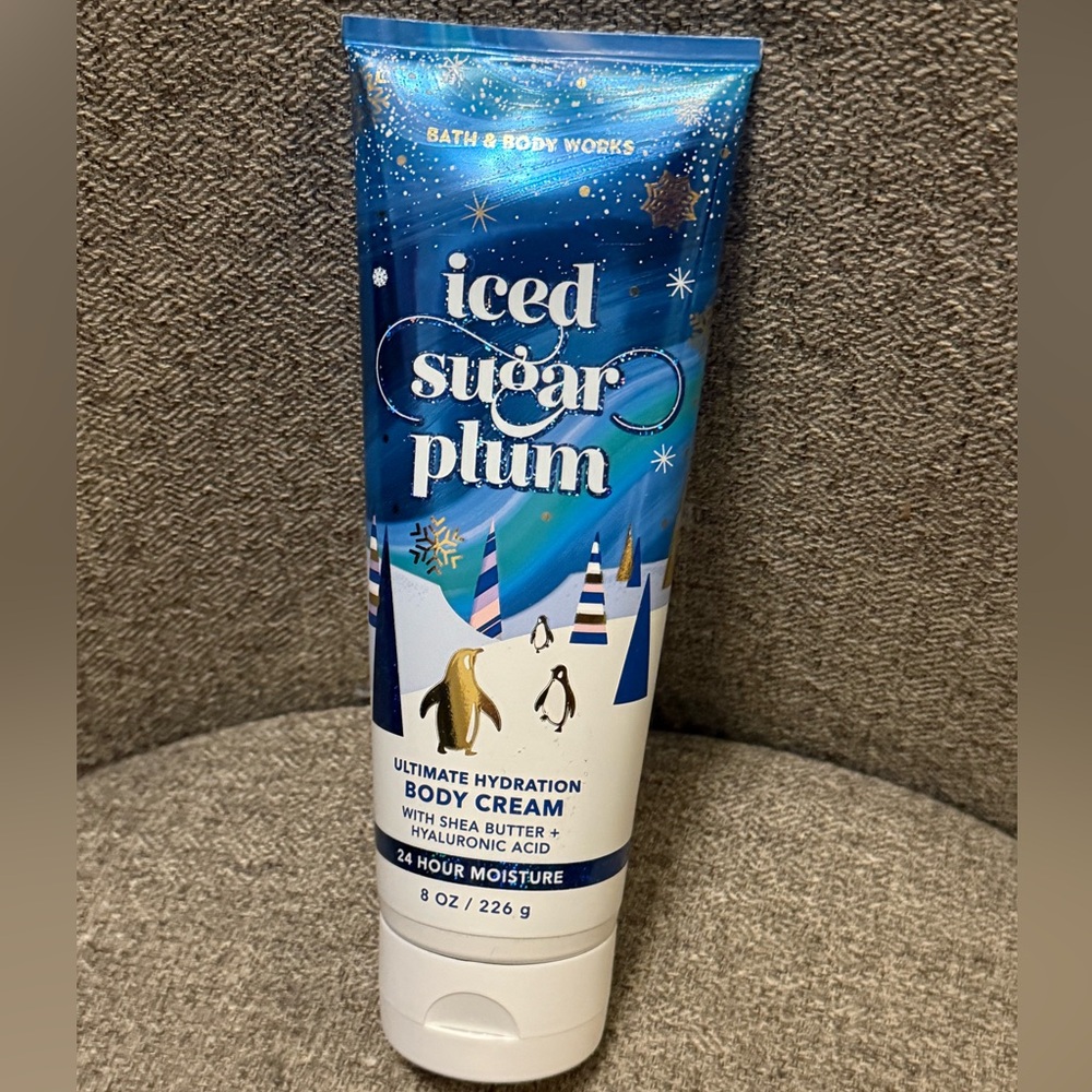 Bath & Body Works Iced Sugarplum Holiday Ultimate Hydration Body Cream Lotion